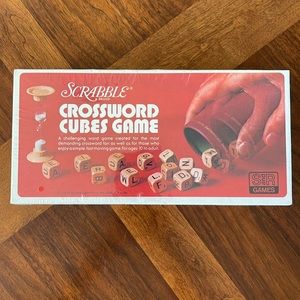 VINTAGE NEVER OPENED 1976 SCRABBLE CROSSWORD CUBES GAME - STILL SEALED!